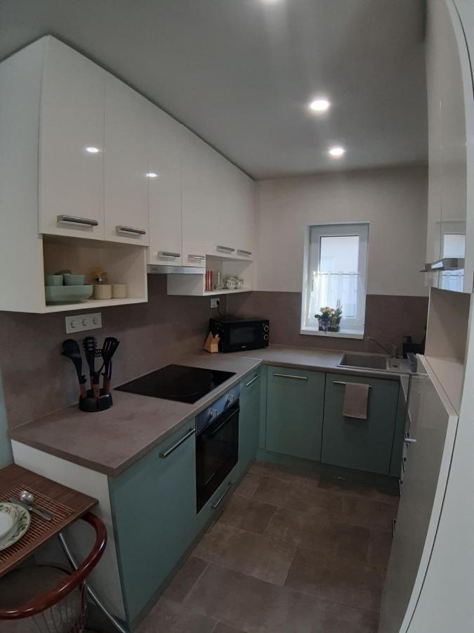 Profi Keco Apartman Balatonalmadi Luaran gambar